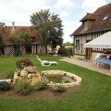 La Baronnie Bed & Breakfast Vieux-Pont Exterior photo